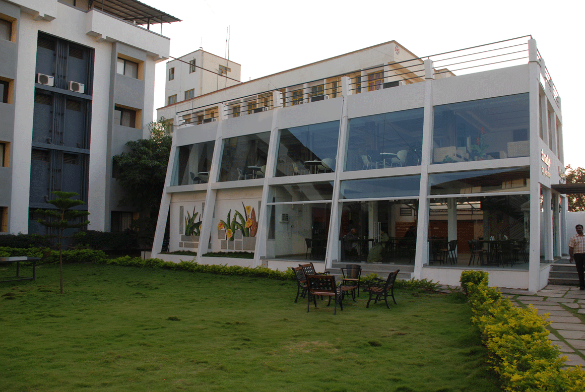Online Suites & Megabyte Restaurant